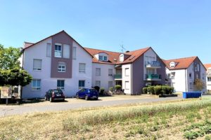 Mehrfamiliehaus in ruhiger Wohnlage mit Stellplätze